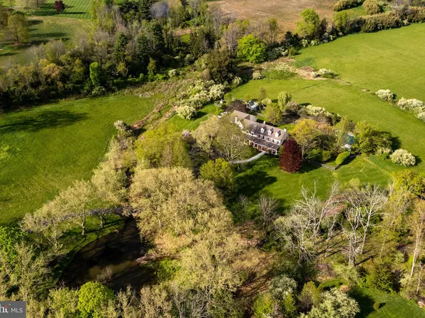 26 Harbourton Mount Airy Rd, Lambertville, NJ 08530