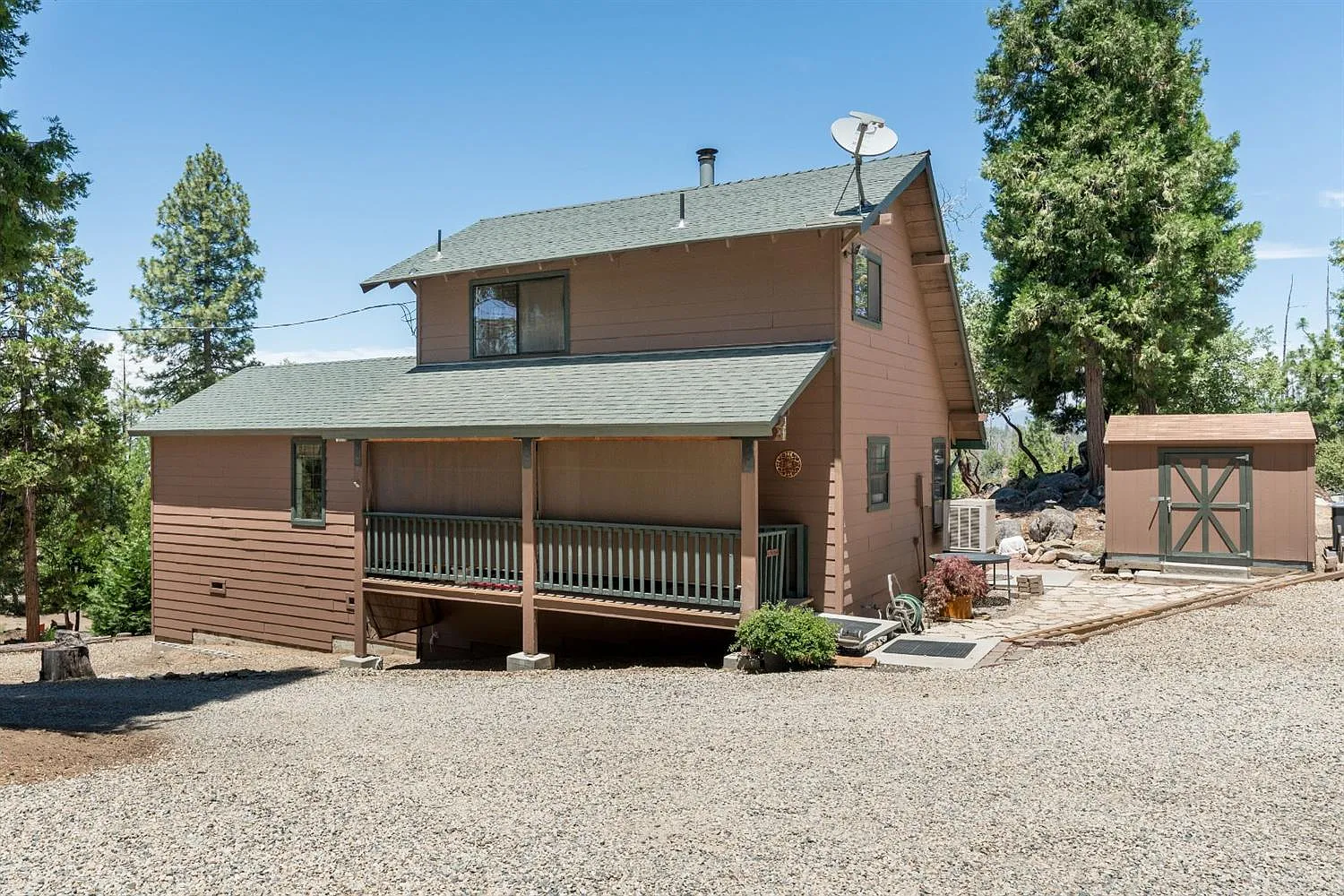 41759 Auberry Rd photo 1