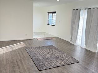 225 W Imperial Hwy APT 3, Los Angeles, CA 90061