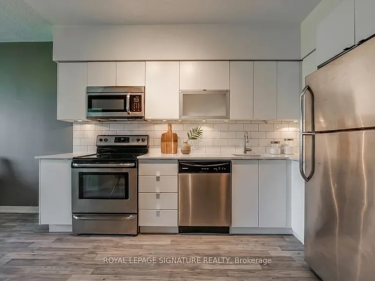 69 Lynn Williams St #302 — Photo 2