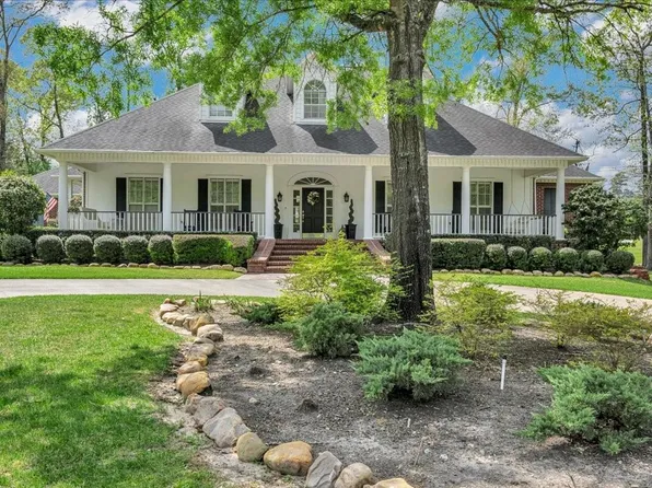 1808 Columbine Dr, Lufkin, TX 75904