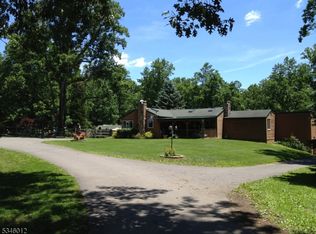 560 County Road 579, Hampton, NJ 08827