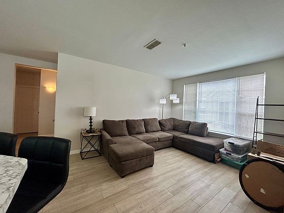3rd image of 9053 Lee Vista Blvd APT 1409