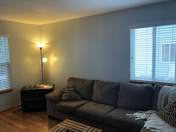 3rd image of 1394 Cottonwood Dr