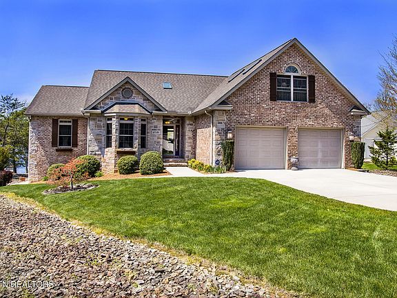 2nd image of 259 Pomeroy Dr