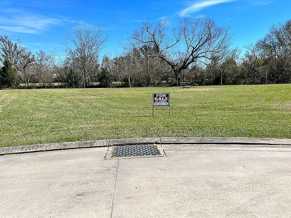 1st image of 194 Godchaux Dr