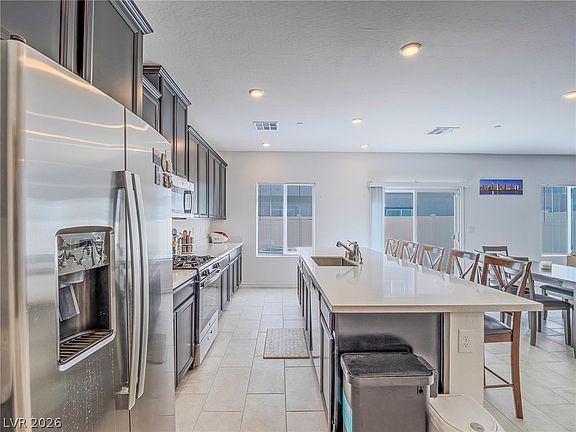3rd image of 7236 N Decatur Blvd #4