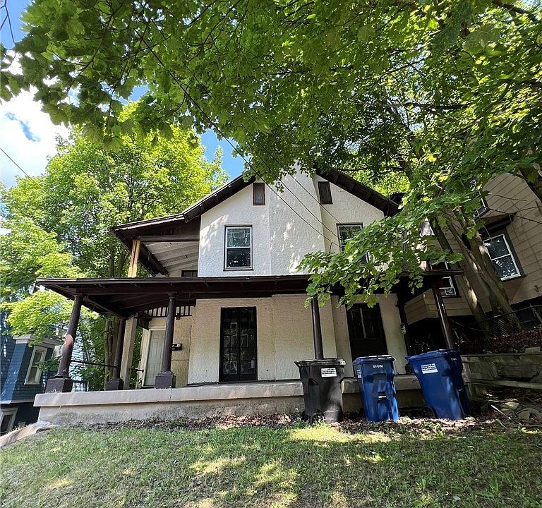 1st image of 411 Bradley St