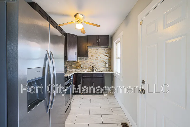 215 Cleveland Ave #1
