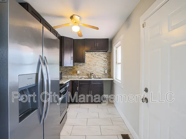 215 Cleveland Ave #1, Dundalk, MD 21222