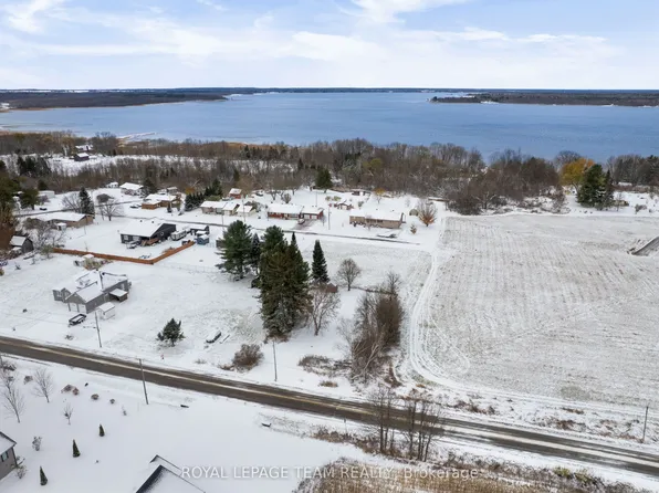 47 Rapid Rd W, Whitewater Region, ON K0J 2L0