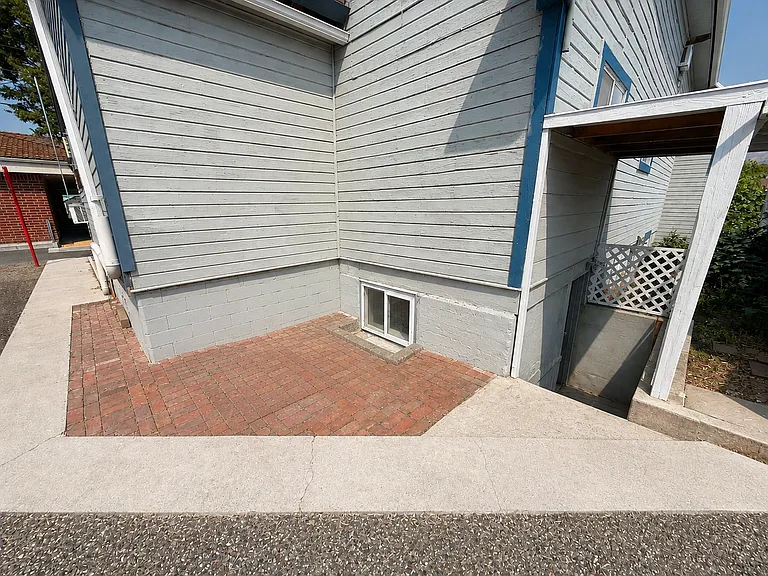 407 Sycamore St — Photo 2