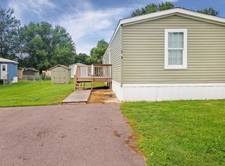 5905 W Tanager Pl, Sioux Falls, SD 57107