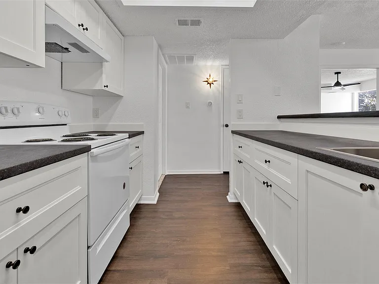 2830 S Bartell Dr #23 — Photo 5
