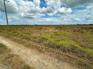 Sears Rd, Labelle, FL 33935