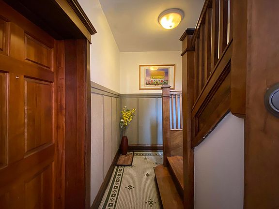 5th image of 7715 N Ashland Ave APT 2E