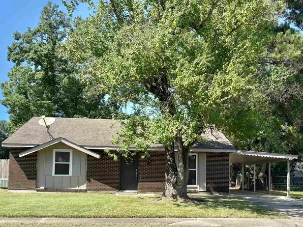 11643 Auburn Dr, Baton Rouge, LA 70816