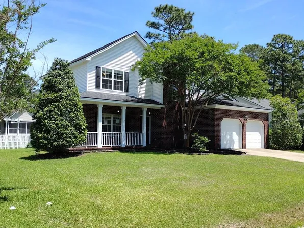 15 Muirfield Village Ct, Summerville, SC 29483