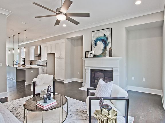 Aria - Sonata Interior Image 4