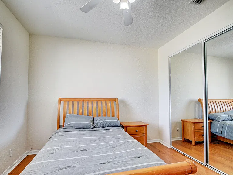 11246 Maritime Ct — Photo 32