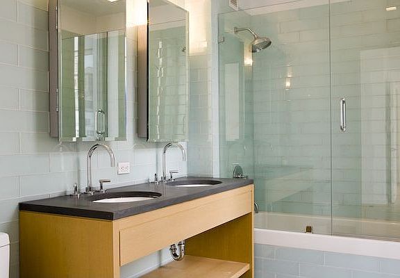 3rd image of 310 W 52nd St APT 17A