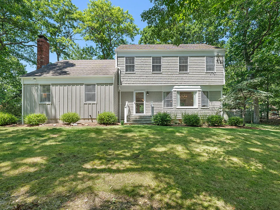 63 Widener Ln