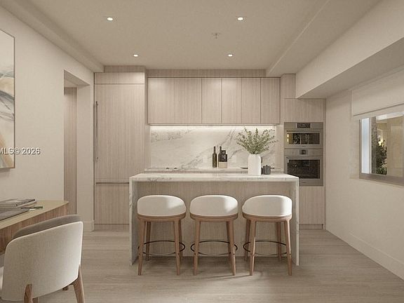2nd image of 250 Collins Ave #105