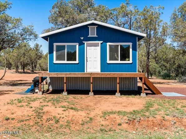 453 Arizona Rd, Ash Fork, AZ 86320