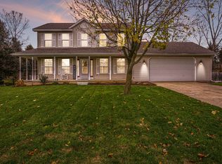 2754 Bryanwood Dr NW, Grand Rapids, MI 49544