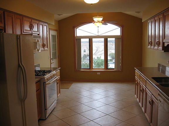 3rd image of 18530 Pine Lake Dr APT 3B