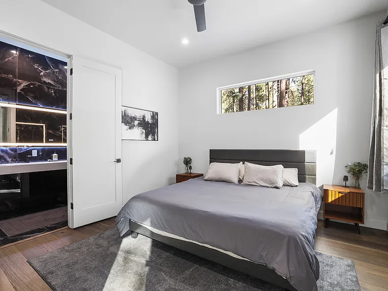 2612 Elwood Ave — Photo 13