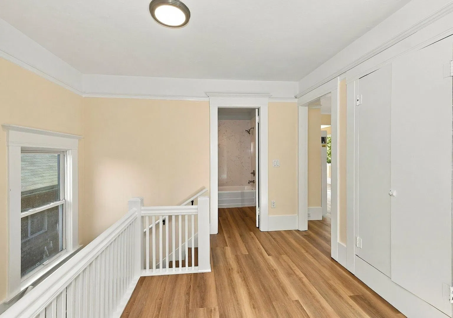 2 Bedroom Renovated Unit In Central Berkeley! — Photo 4