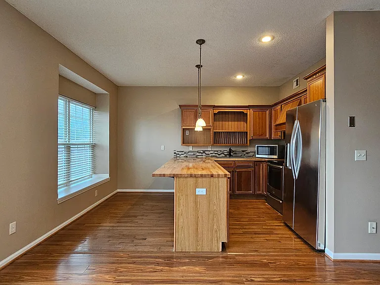 7831 W 158th Ct — Photo 12