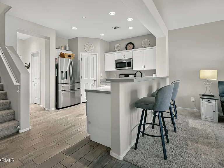 652 Brindle Dr — Photo 15