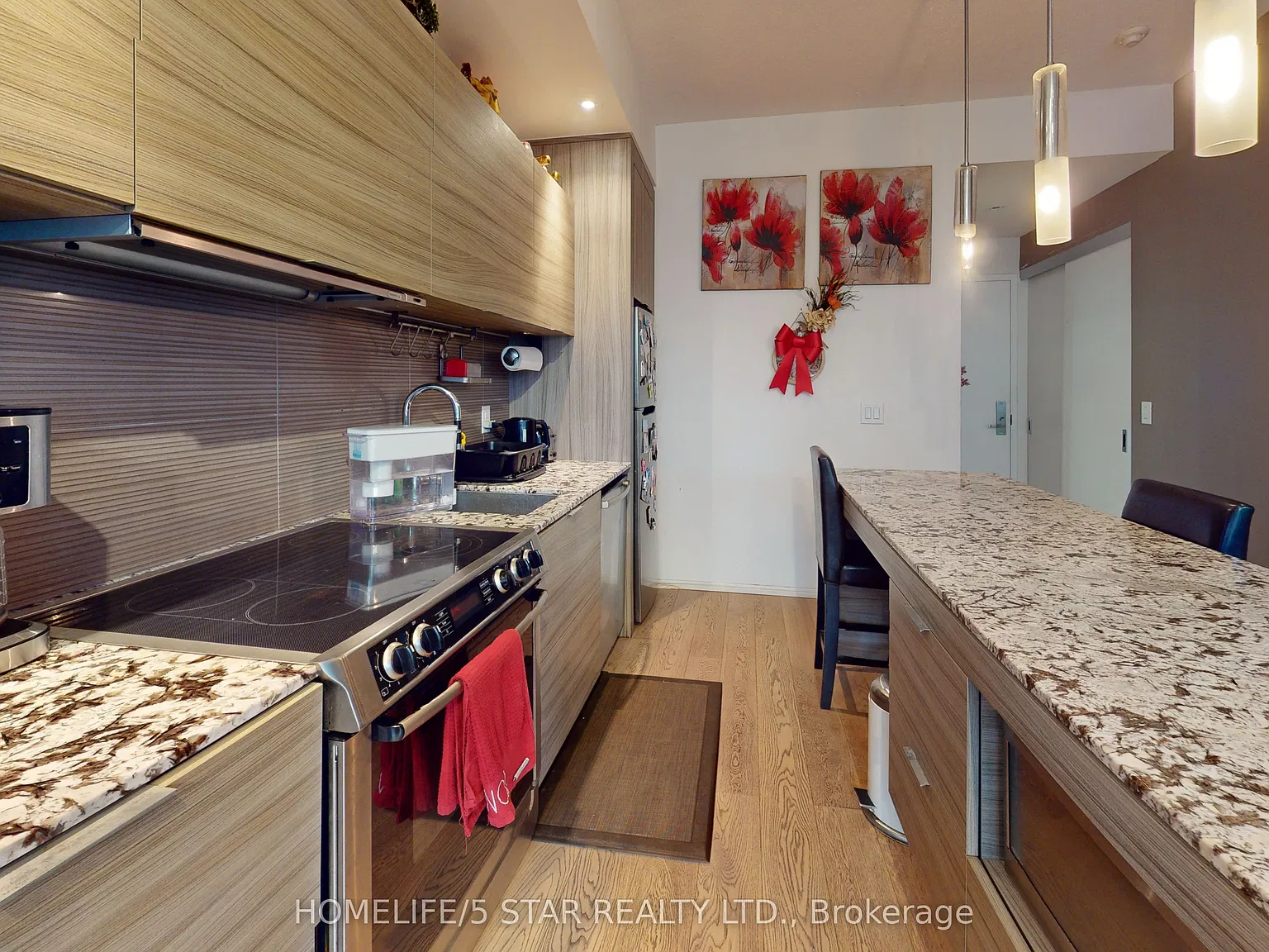 2 bed, $2,500 — Photo 4