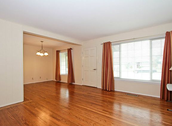 4th image of 3308 San Pablo Ave