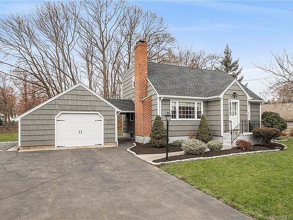 2nd image of 322 Rock Ln