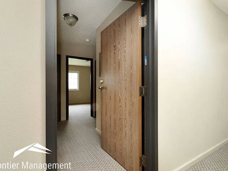 Anderson Village — Photo 2