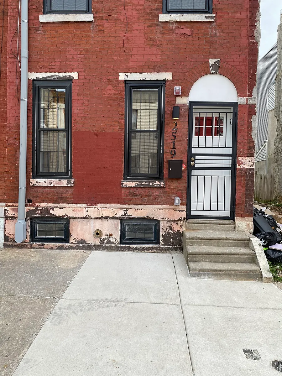 Building Photo - 2519 N 7th St #2