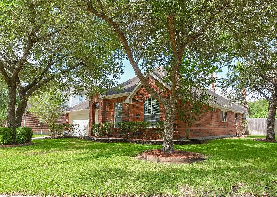 1st image of 506 Ivy Cross Ln