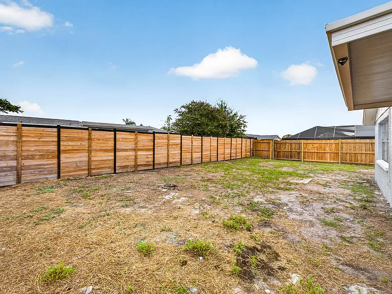 5629 Moog Rd — Photo 18