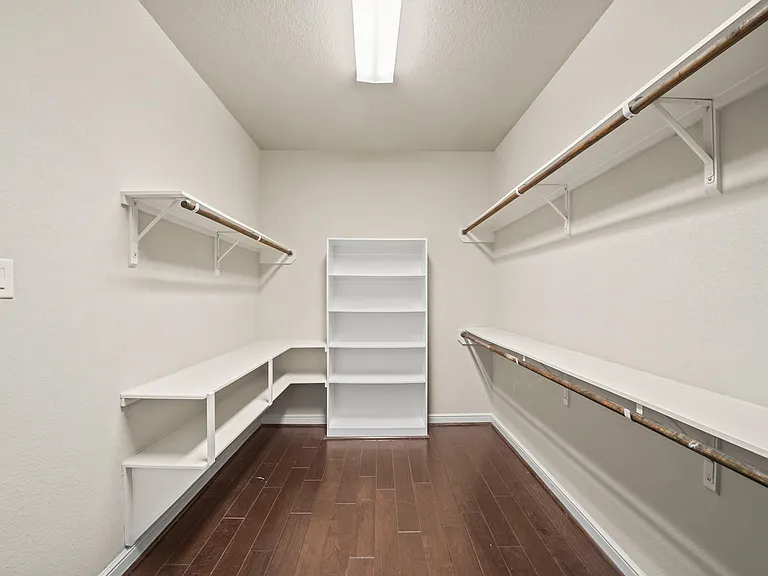 19119 Arcadia Cove Ct — Photo 16