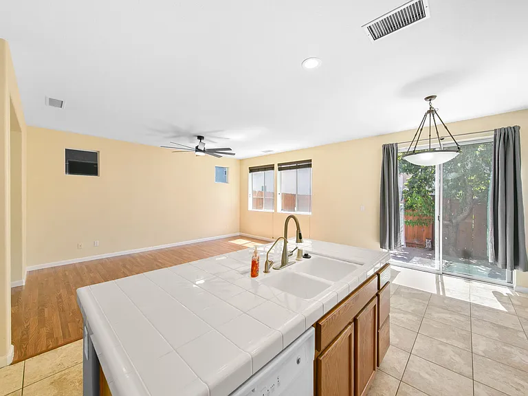 3235 Marrissey Ln — Photo 20