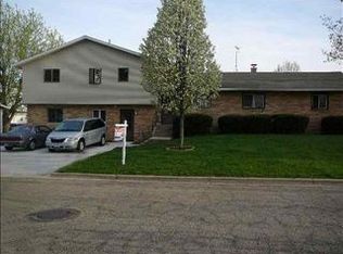 3052 15th St, Monroe, WI 53566