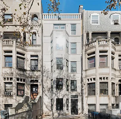 Sold by Douglas Elliman | media 16