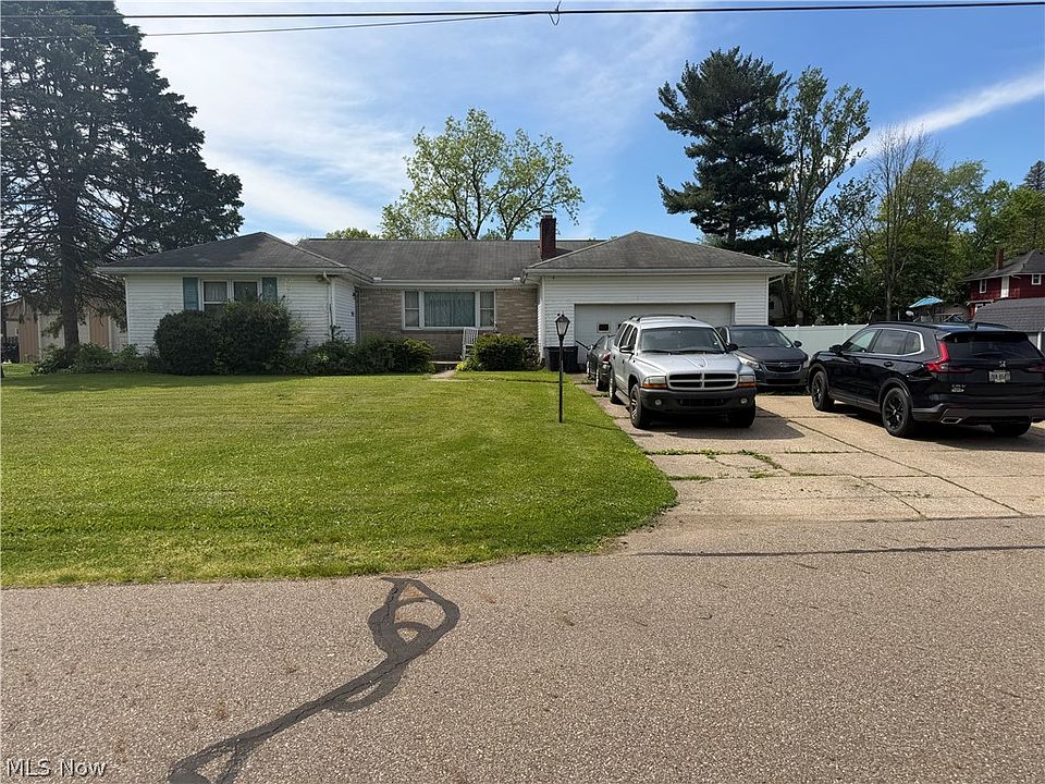 1st image of 113 Sprankle St NE