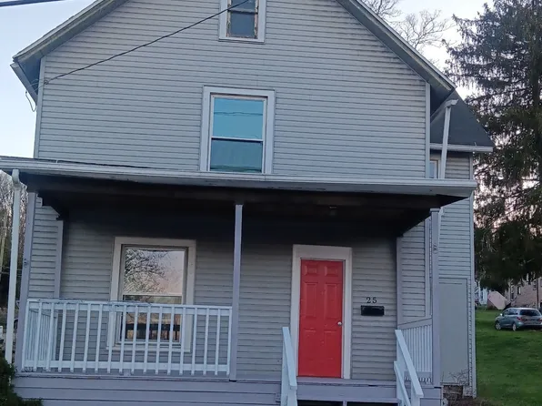 25 Clarksville St, Greenville, PA 16125