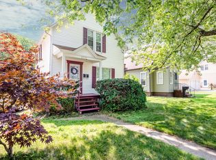 803 Wayne St, Saint Joseph, MI 49085