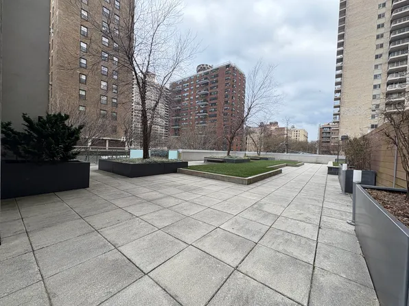 100 West 93rd Street 24G image 25 of 25