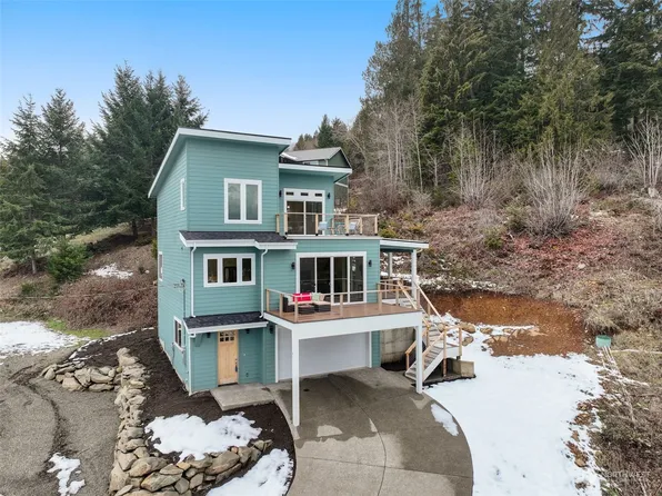 41 N Mardell Avenue, Hoodsport, WA 98548